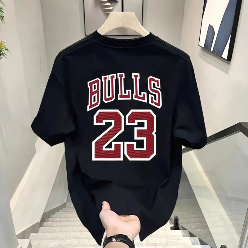 NBA Black T-Shirt in Casual Streetwear Style Review: Cotton Weight, Fit and Print Check